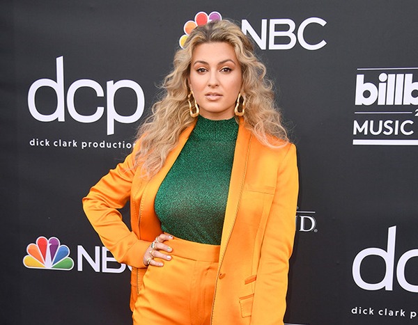 Tori Kelly from 2019 Billboard Music Awards Red Carpet Fashion | E! News